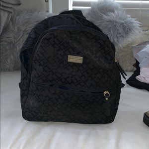 BLACK Tommy Hilfiger small back pack